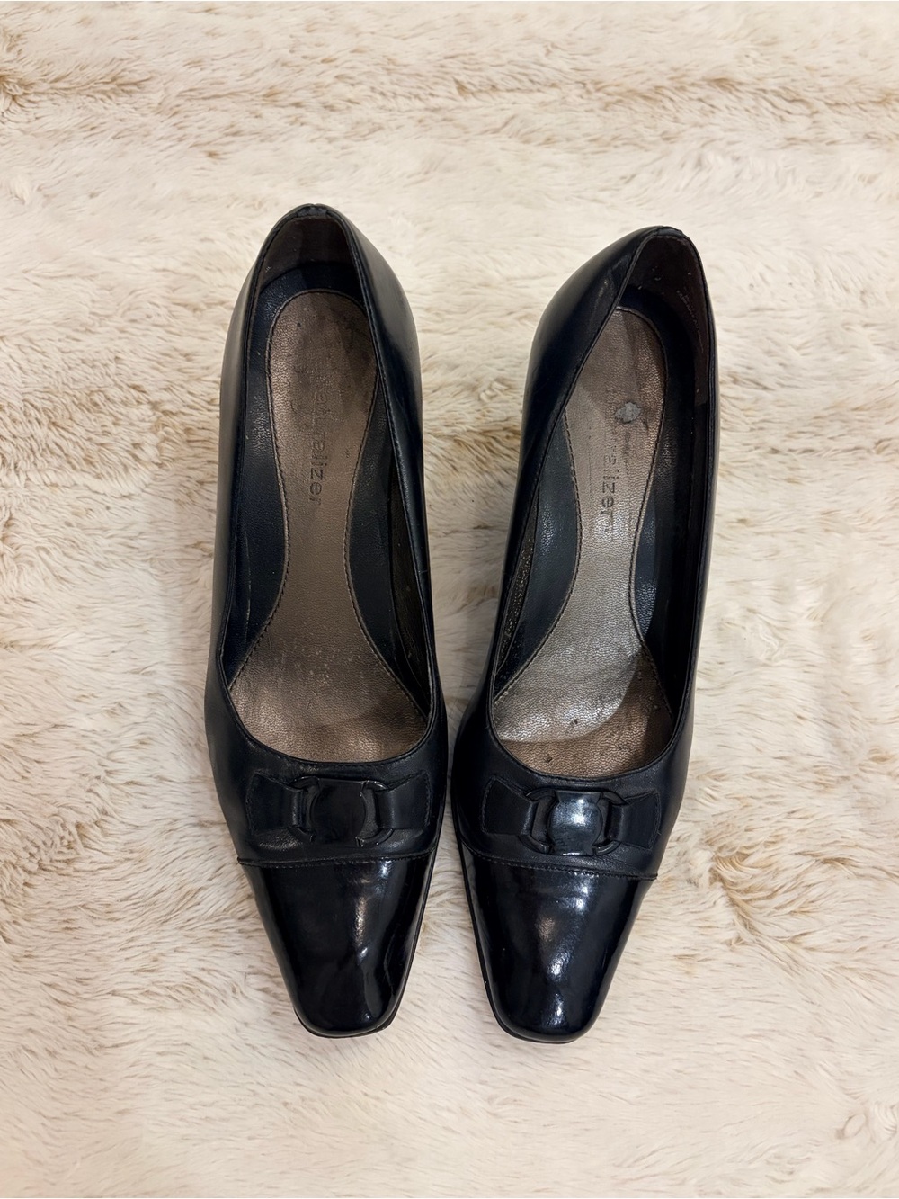 Vintage Y2K Naturalizer Black Leather Square Toe Pumps Office Siren Kitten Heels